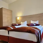 Mainzer Hof Hotel 3*