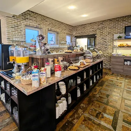 Mainzer Hof Hotel 3*