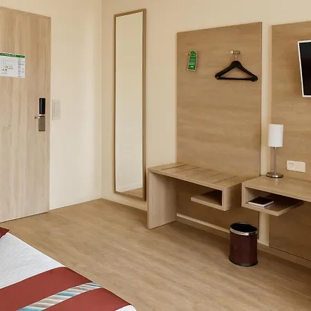 Hotel Mainzer Hof 3*