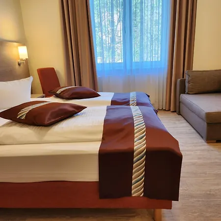 Hotel Mainzer Hof 3*