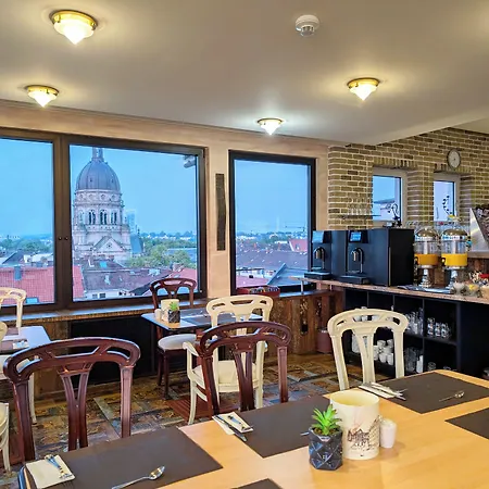 Hotel Mainzer Hof 3*