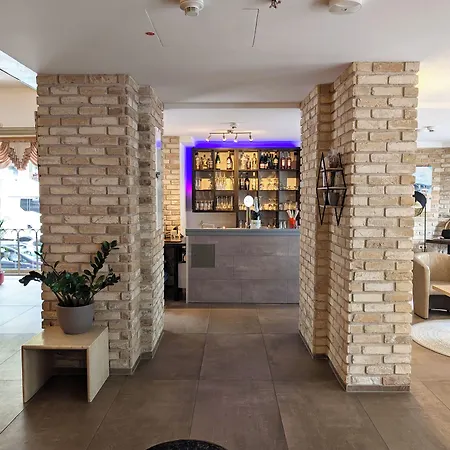 Hotel Mainzer Hof 3*